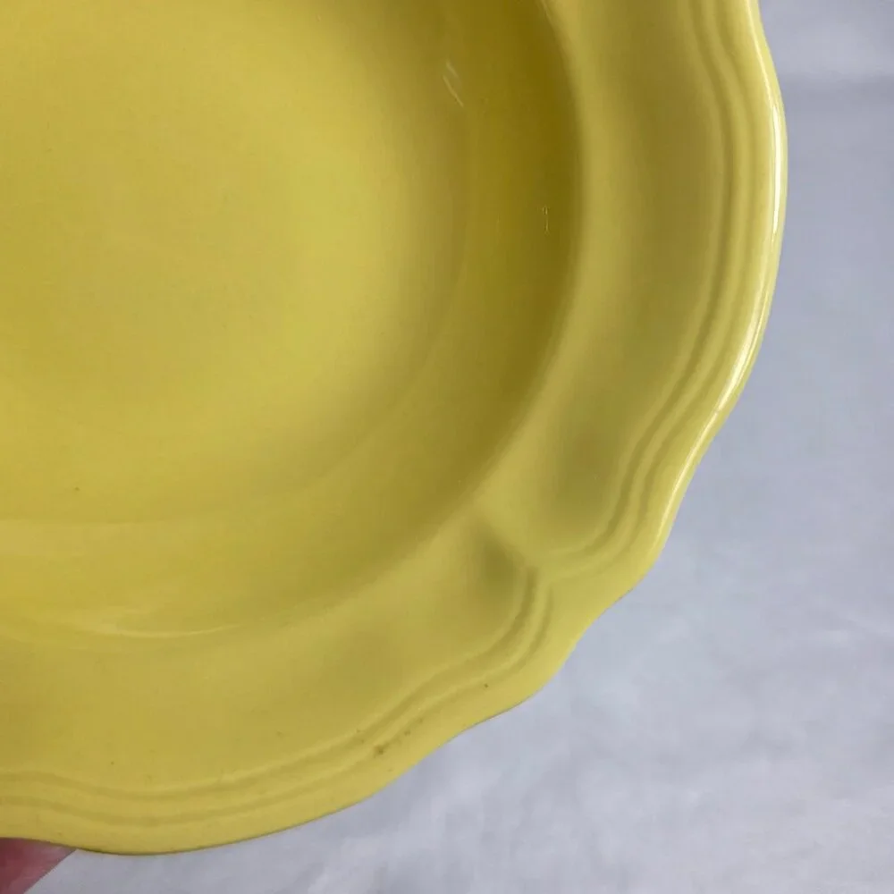 ONE Federalist by Sears Buttercup Serving Bowl Yellow with Scalloped Edge 9 Inch